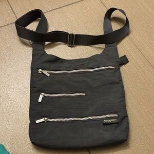 Baggallini Black Nylon Crossbody Messenger with Silver Zippers